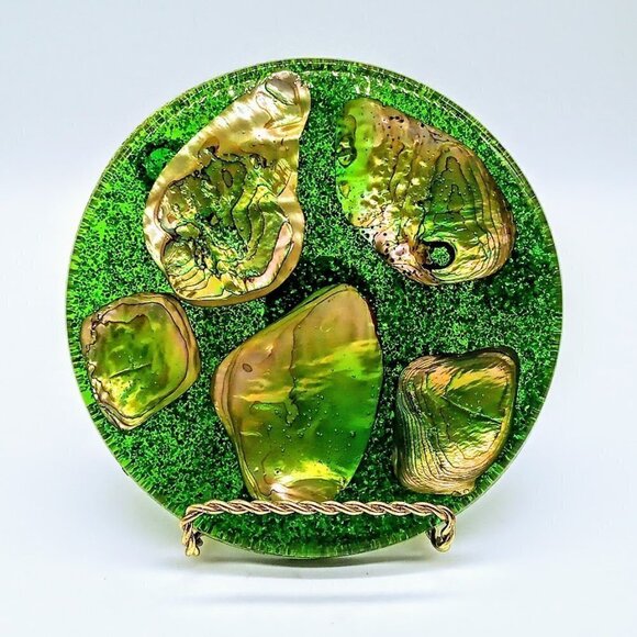 Hyler Enterprises Green Acrylic Shell Inlay Trivet - Picture 3 of 6